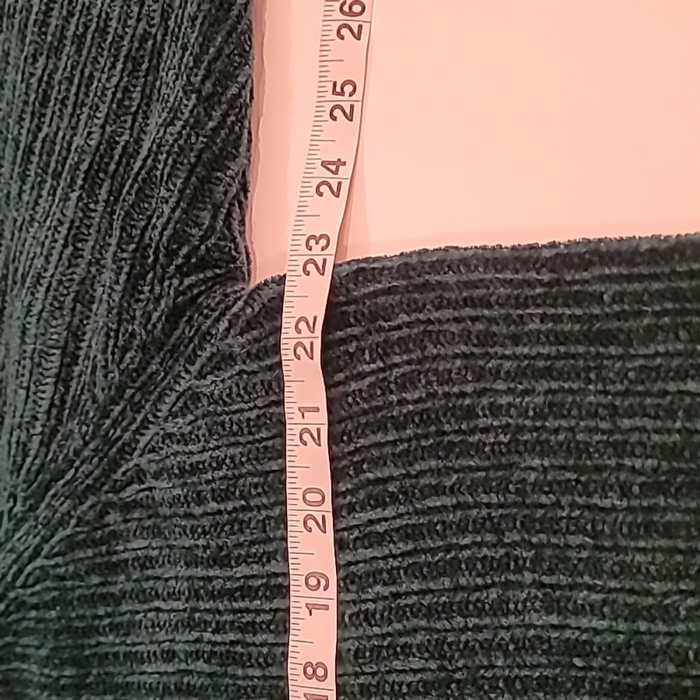 Prides Landing Chenille Loose Turtleneck Swearter Jade Green Large - Picture 10 of 11